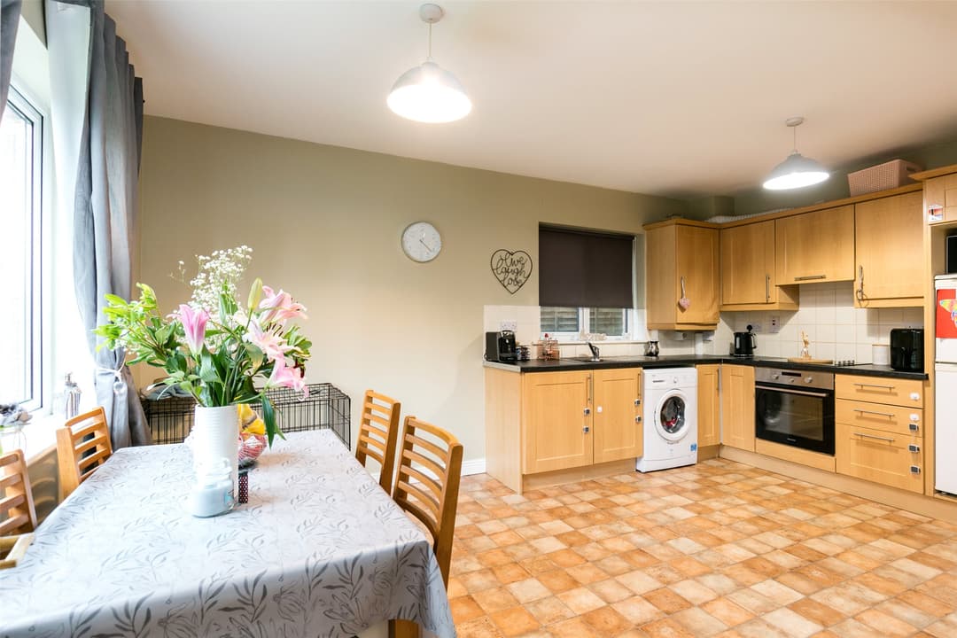 Kitchen/Dining